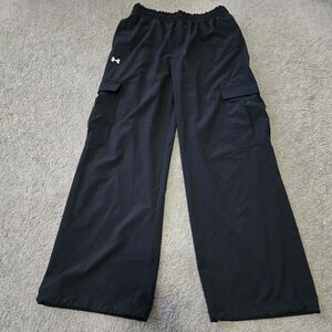 Under Armour Womens Adult Small Black Cargo Track Pants with Elastic Waist